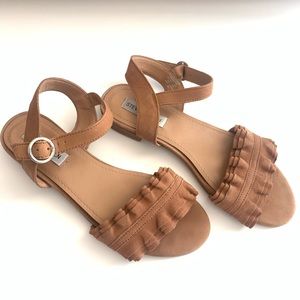Steve Madden Brett Sandals EXCELLENT CONDITION